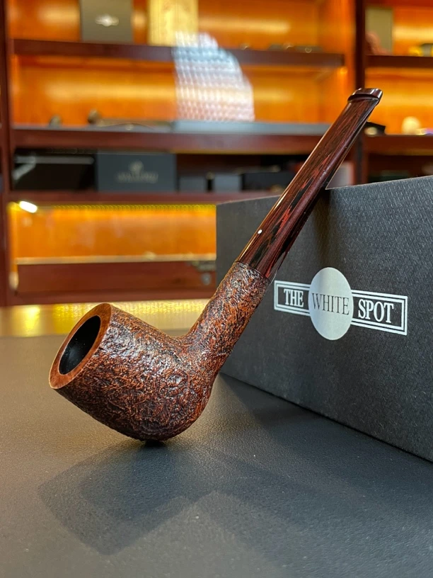 英国The white spot 坎伯兰3303石楠木烟斗（内径19.8 斗深36.6）