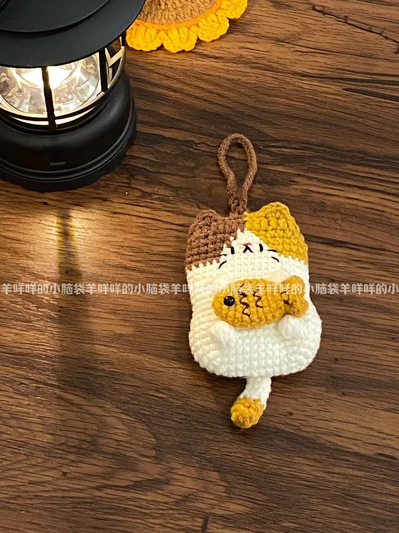 DIY猫咪耳机包小鱼实用毛线编织材料包自制礼物可爱手工钩针文艺