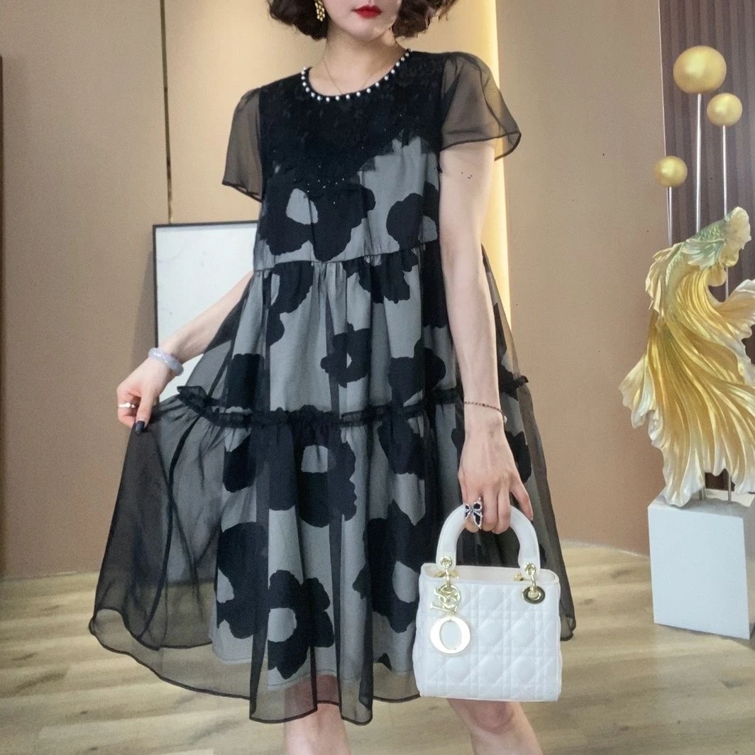 气质高级感网纱拼接显瘦连衣裙女夏季新款时尚百搭烫钻裙子短袖