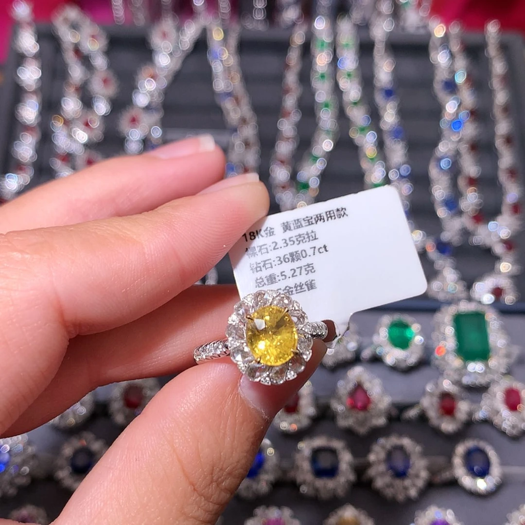 【闪购商品】彩色蓝宝石戒指18K金镶嵌