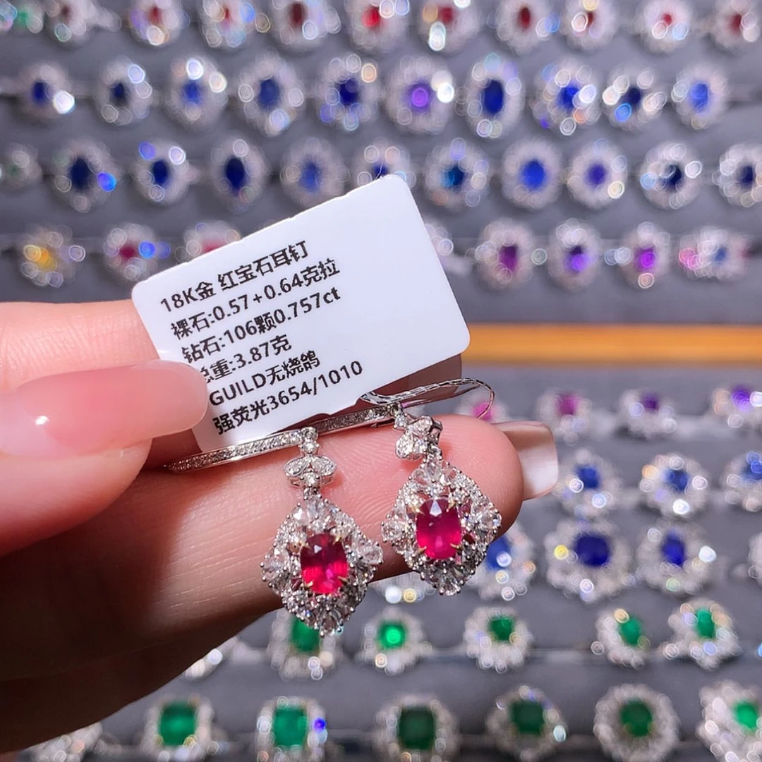 【闪购商品】红宝石耳钉18K金镶嵌