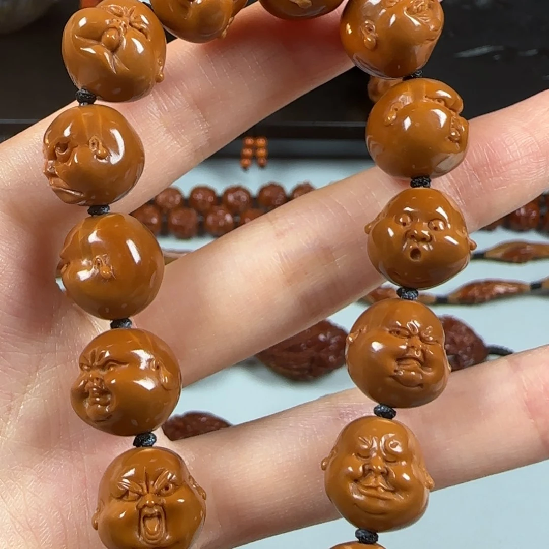 橄榄核核雕尺寸1.3百态