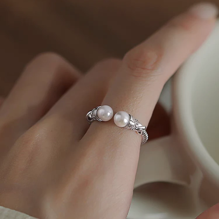 足银仿珍珠戒指 足银麻花贝珠戒指女高级设计感中古风开口可指环