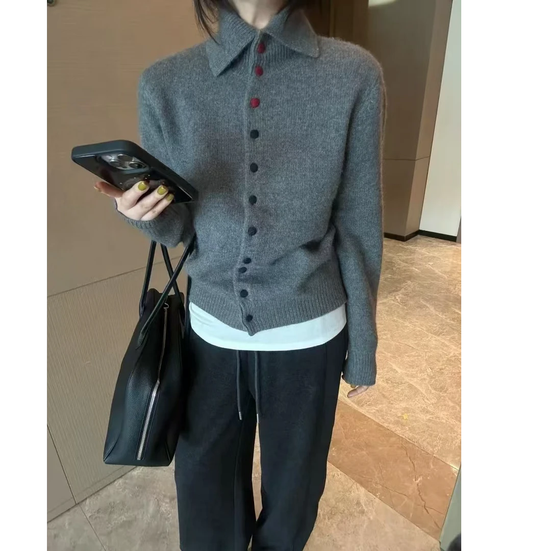 专属~小翻领双色扣长袖针织开衫宽松秋冬单排扣设计感针织衫