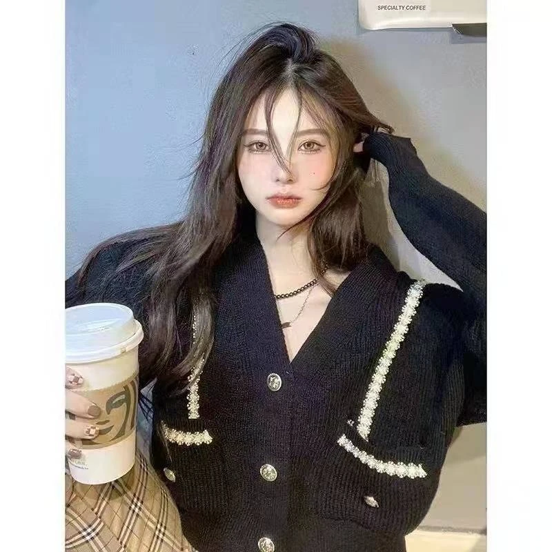 小香V领软糯针织开衫 NHJ0107