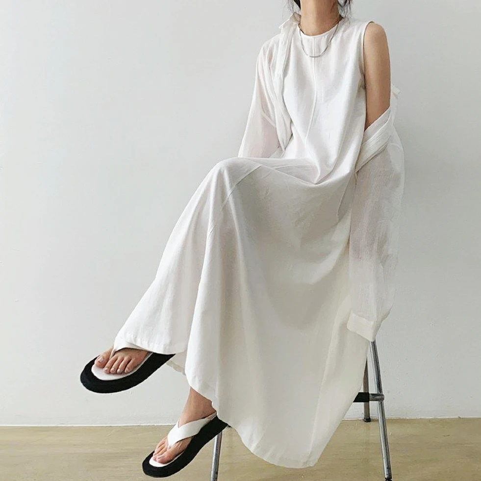 显瘦连衣裙圆领宽松纯色遮肉无袖长款棉麻白色连衣裙夏季休闲春夏