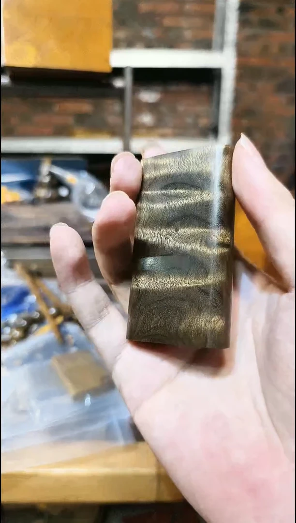 【闪购商品】金丝楠把件无事牌