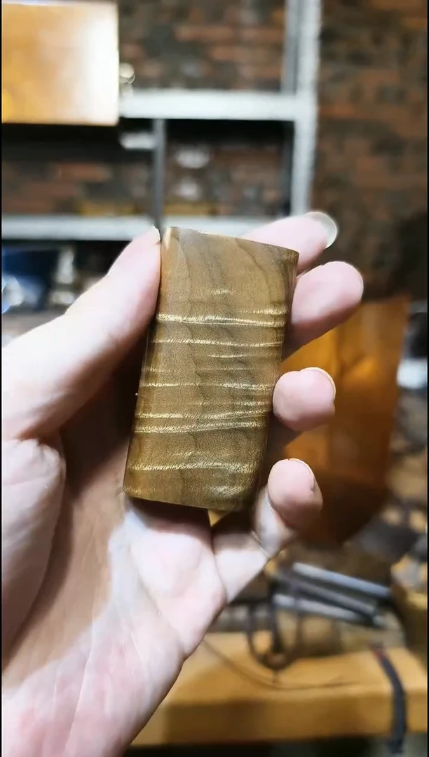 【闪购商品】金丝楠把件无事牌