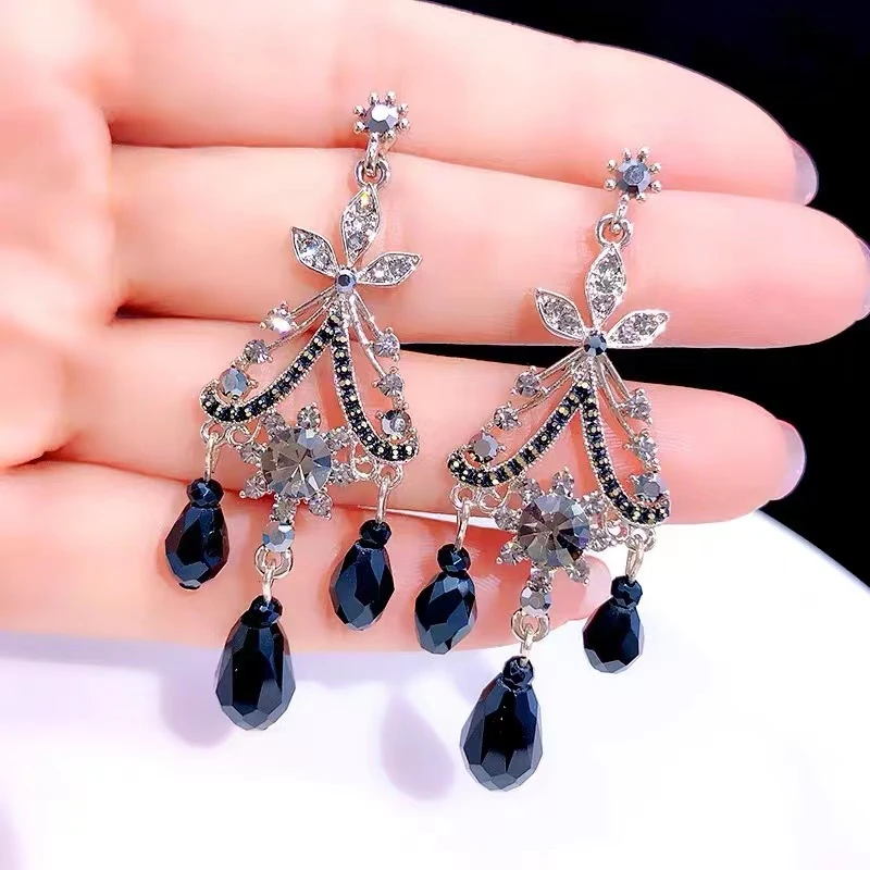 合金耳饰 精致优雅A0073黑色个性奢华夸张素款时尚百搭气质春秋