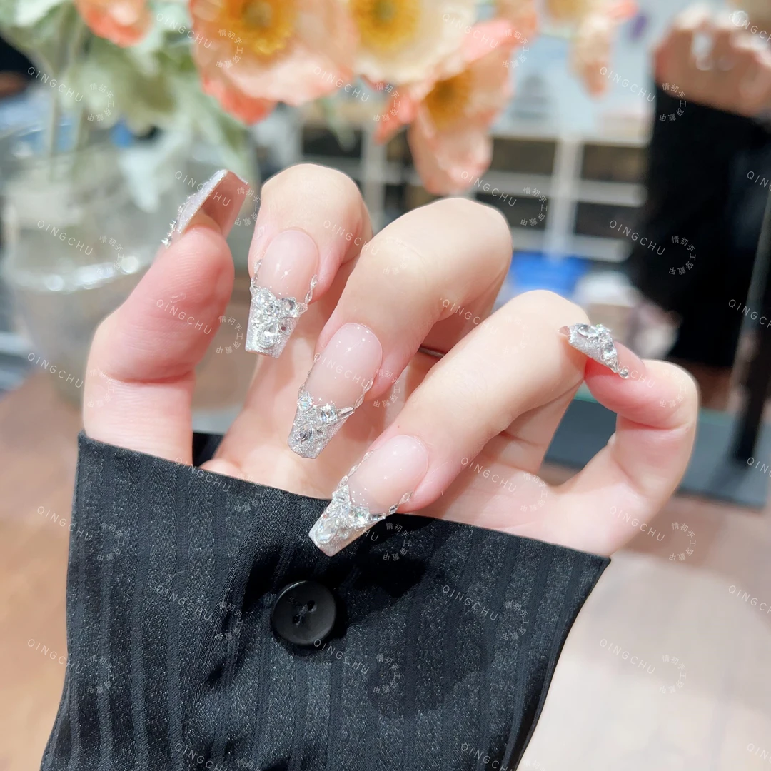 【璀璨星河】纯手工穿戴甲 锆石爆闪渐变法式纯欲美甲