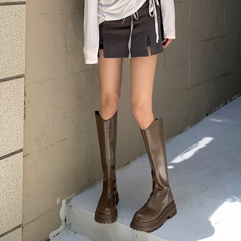 戈森2023新V口漆皮长筒靴女小个子不过膝显瘦长靴厚底高筒骑士靴