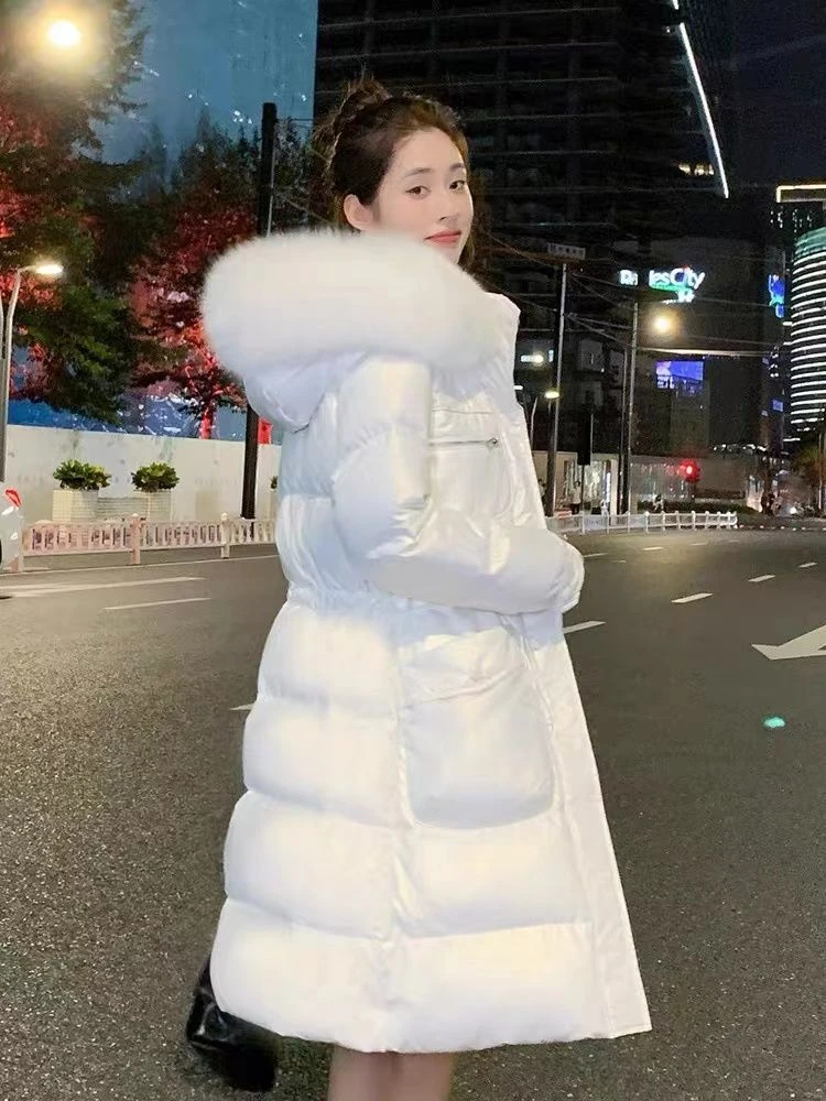 鸭鸭免洗亮面服女新款2022爆款加厚修身显瘦中长款冬季外套