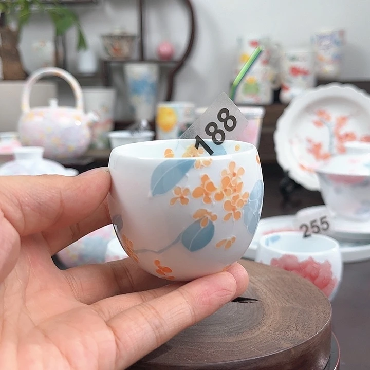 188金桂釉下手绘品茗杯