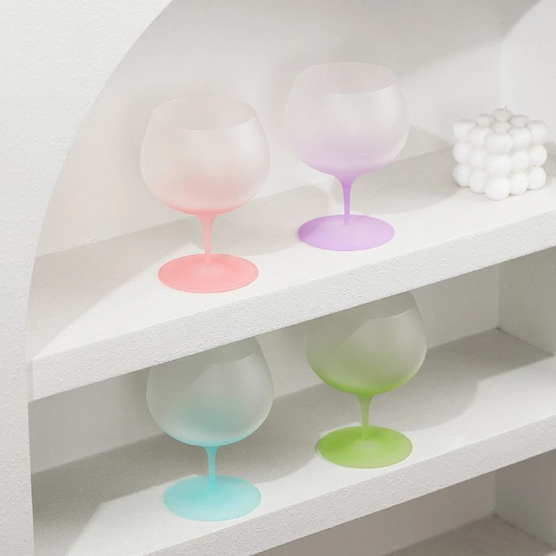 惊喜家北欧风渐变白兰地杯超薄磨砂质感啤酒杯中古款水晶玻璃