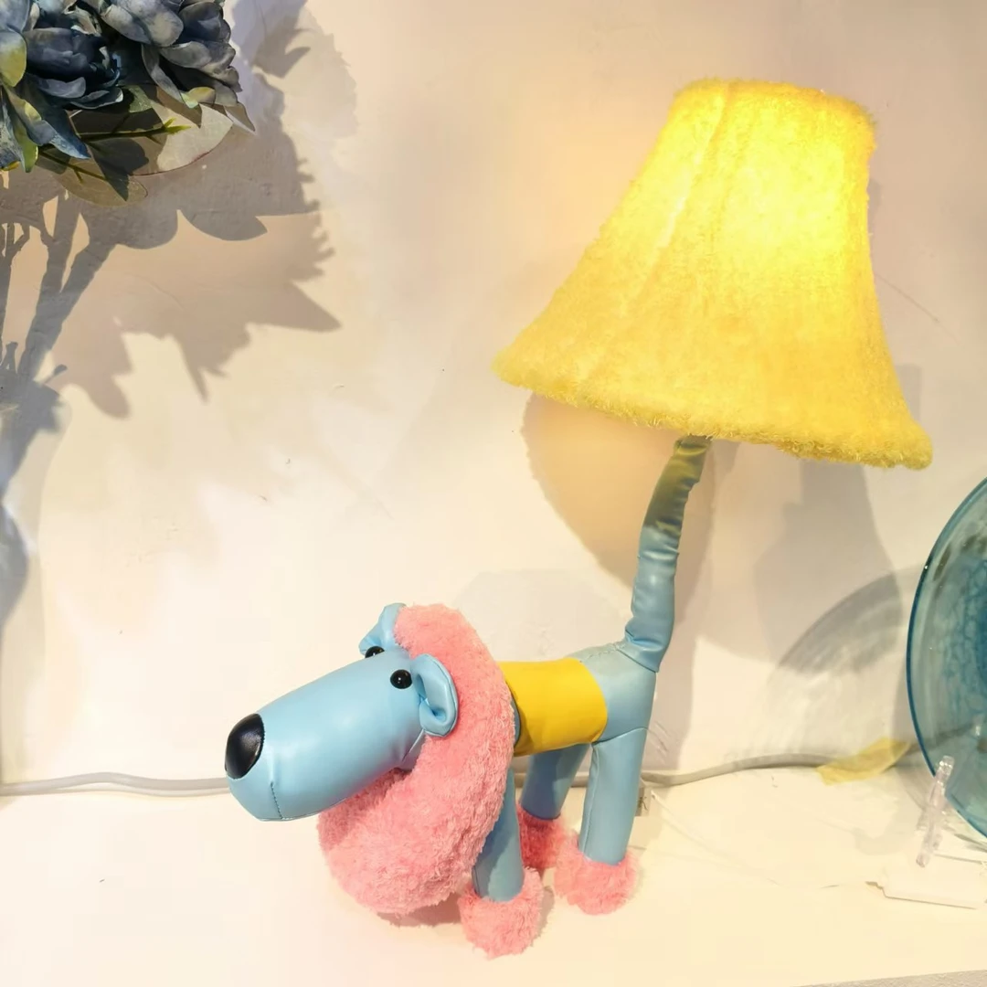 惊喜家Happy玩偶台灯可爱小夜灯装饰灯吧台书房儿童书房儿童房