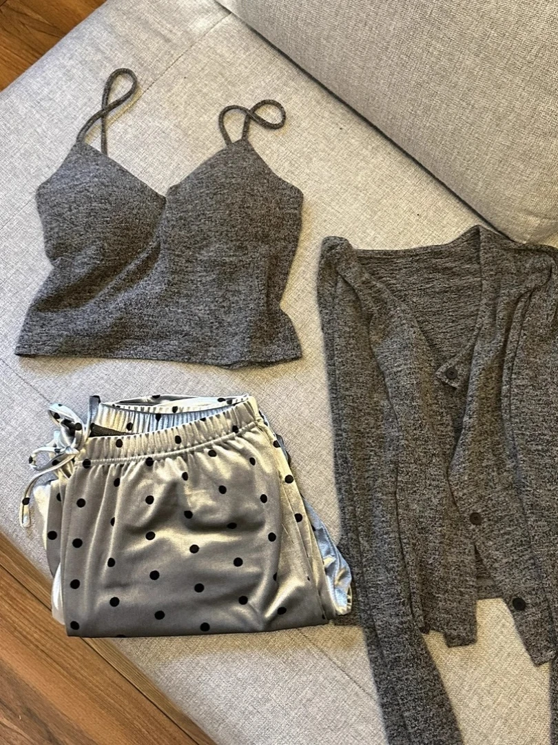 韩版纯欲带胸垫睡衣女2024春秋新款吊带开衫长裤大码家居服三件套