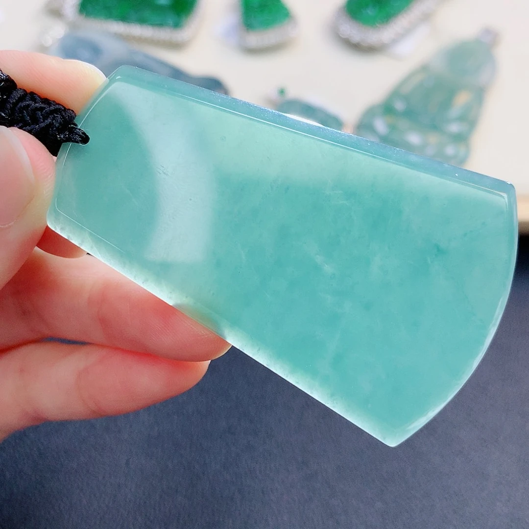 【闪购商品】翡翠颈饰未镶嵌翡翠