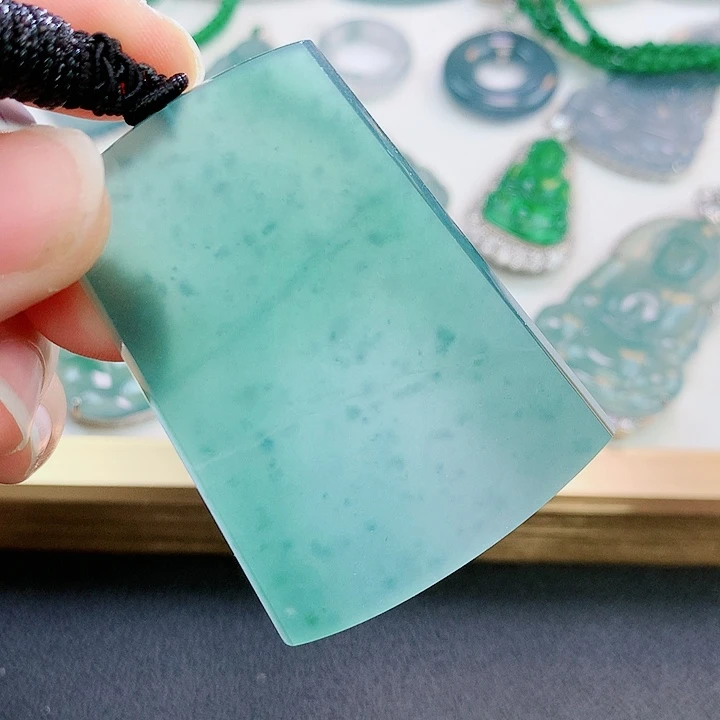 【闪购商品】翡翠颈饰未镶嵌翡翠