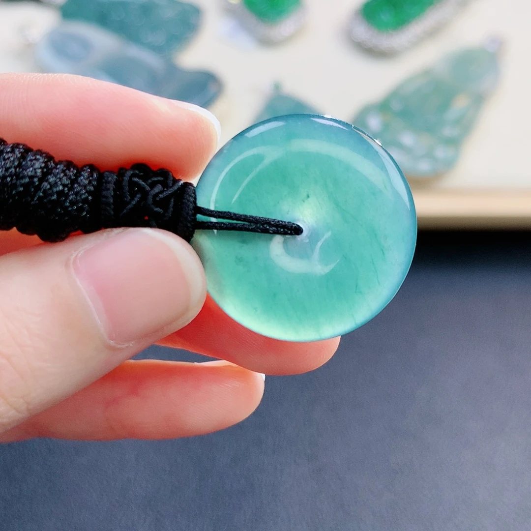 【闪购商品】翡翠颈饰未镶嵌翡翠