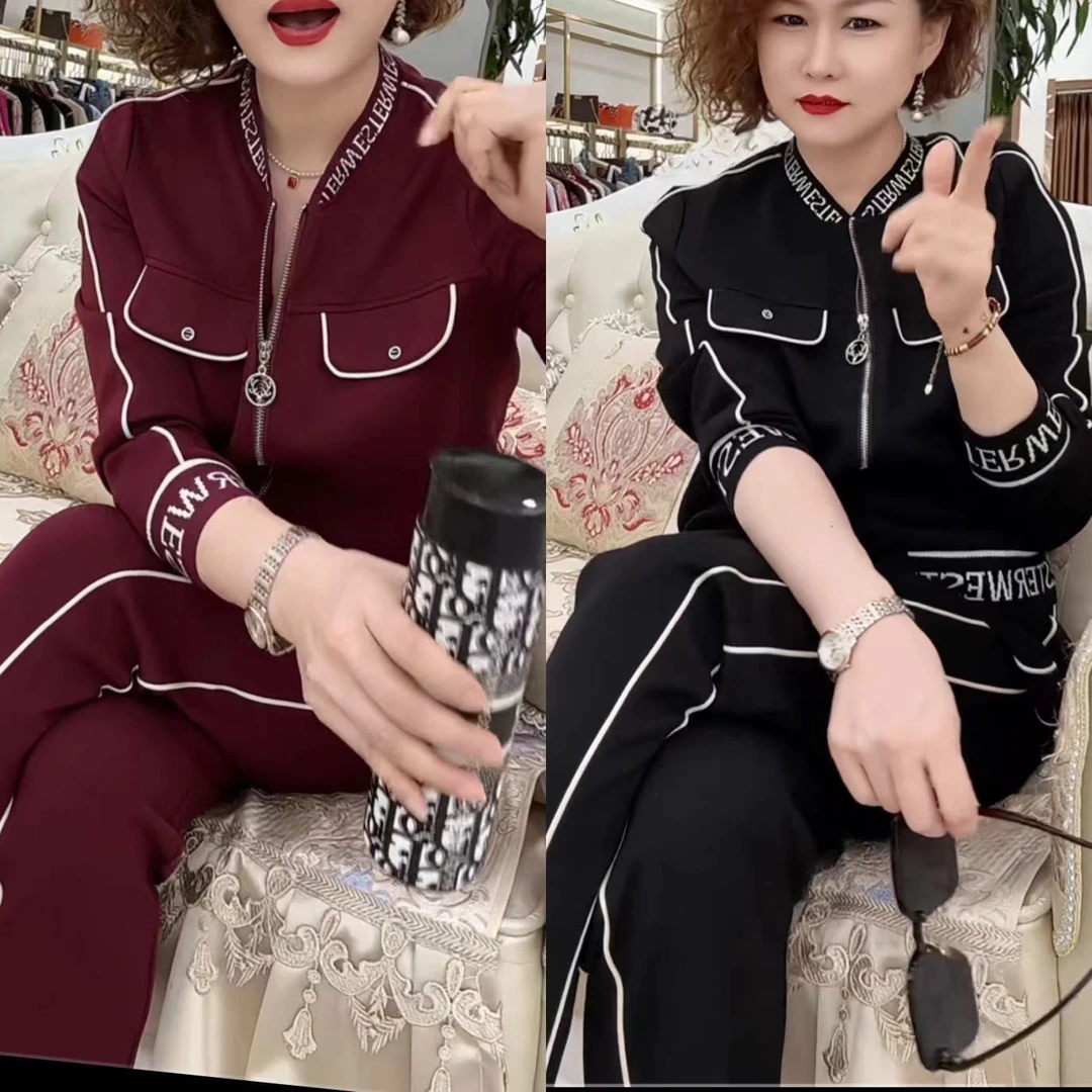 时尚休闲气质洋气运动套装