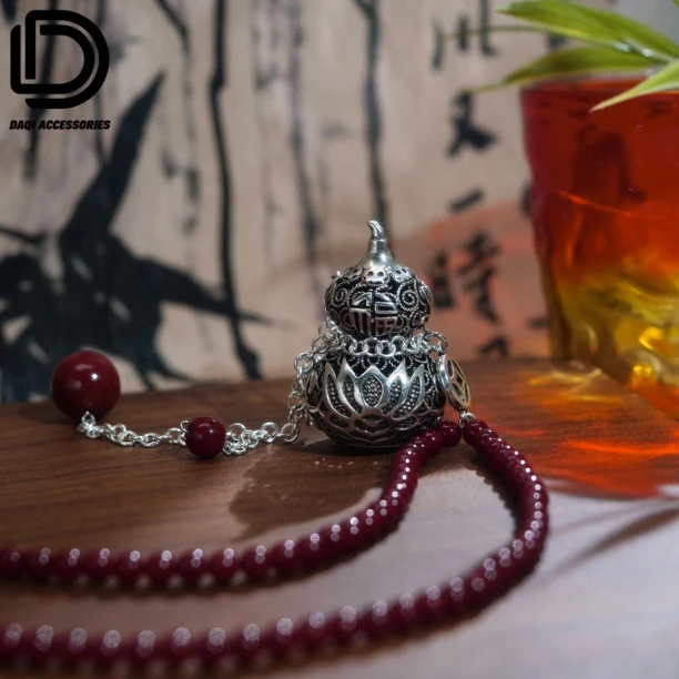 钛钢琉璃项链 04412双11新中式国风复古安哥拉红葫芦流苏毛衣链