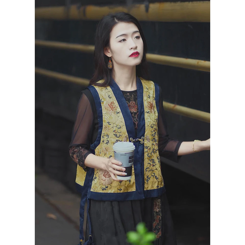 千椿物喜新中式民族风时尚气质刺绣提花吊带马甲23C083