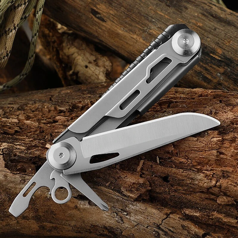 户外多功能小刀求生救援小刀带打火棒求生哨组合野外随身小刀