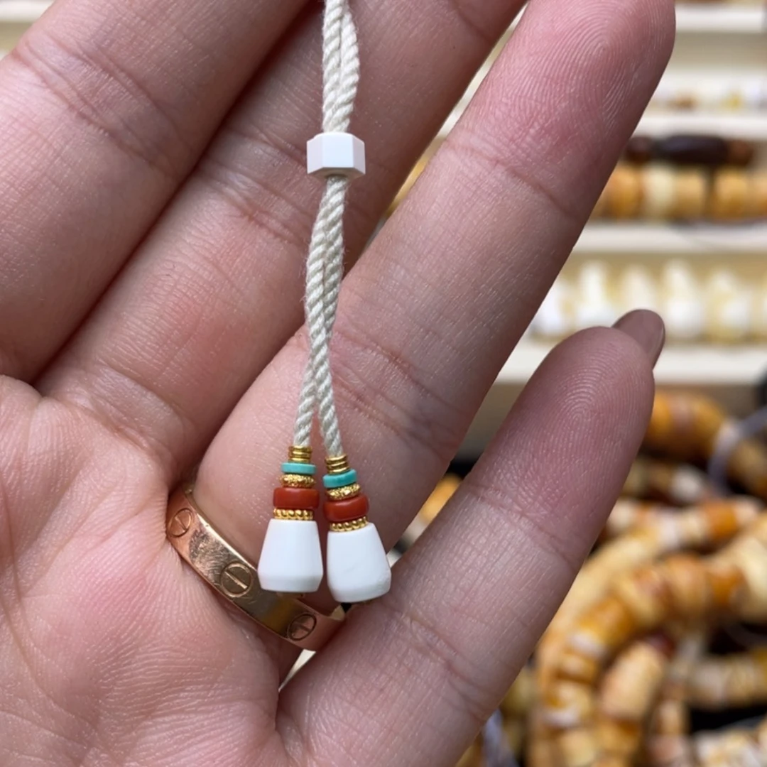 【闪购商品】蜜蜡裸石18K金镶嵌