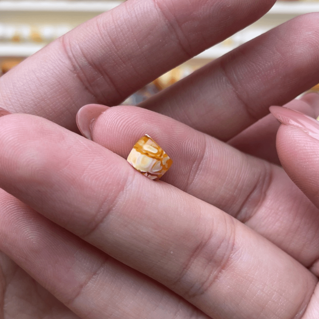 【闪购商品】蜜蜡裸石未镶嵌5**1