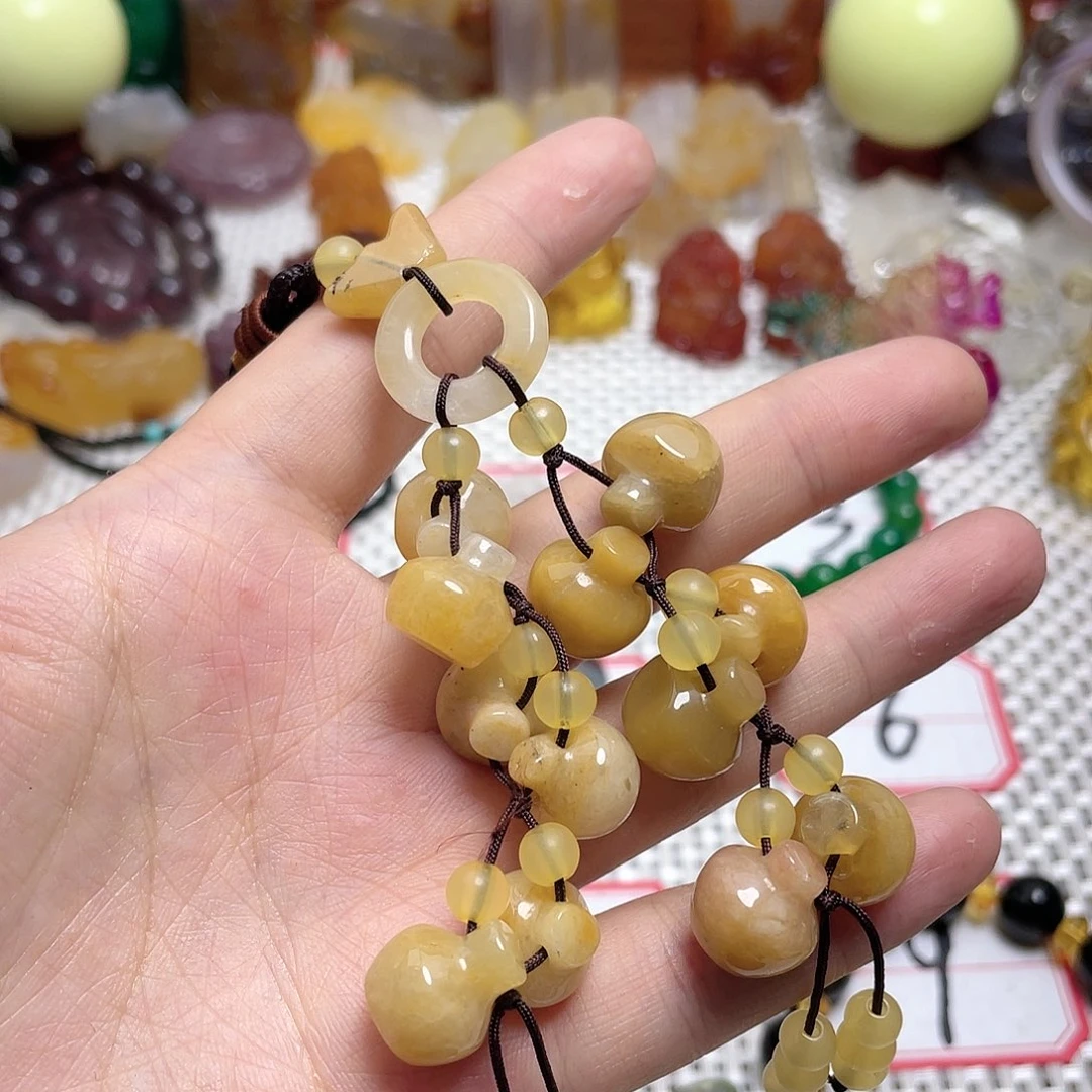 玛瑙/玉髓颈饰合金青**青