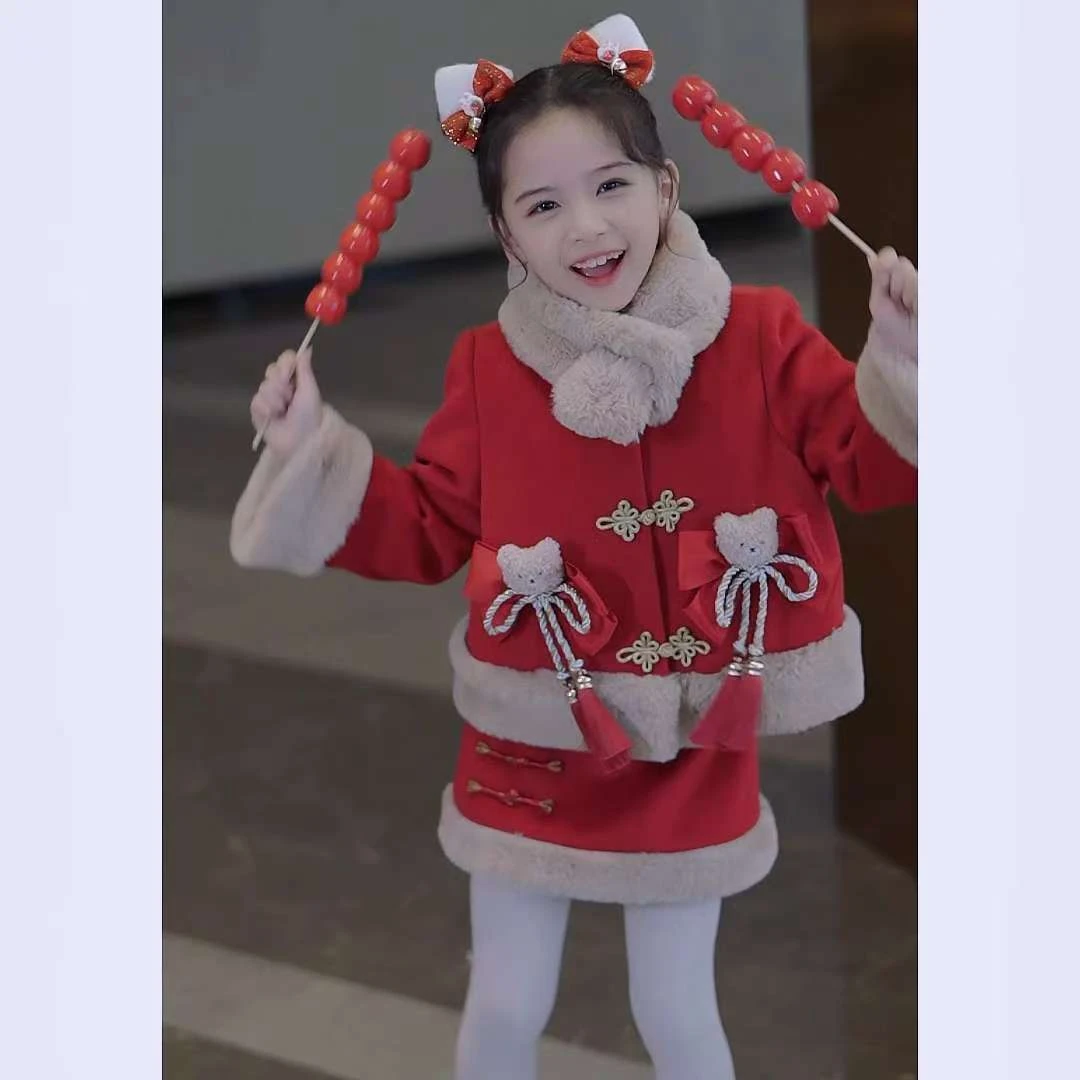 女童套装冬装新款儿童加绒外套短裙围脖三件套大童女孩加厚拜年服