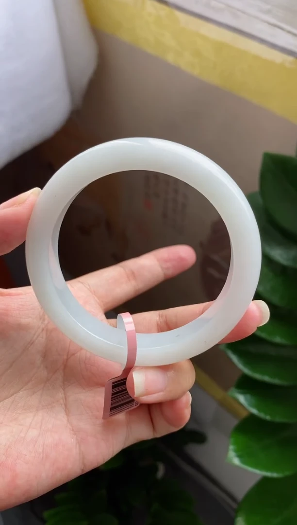 【闪购商品】翡翠手镯未镶嵌（果冻胶白月光）20号
