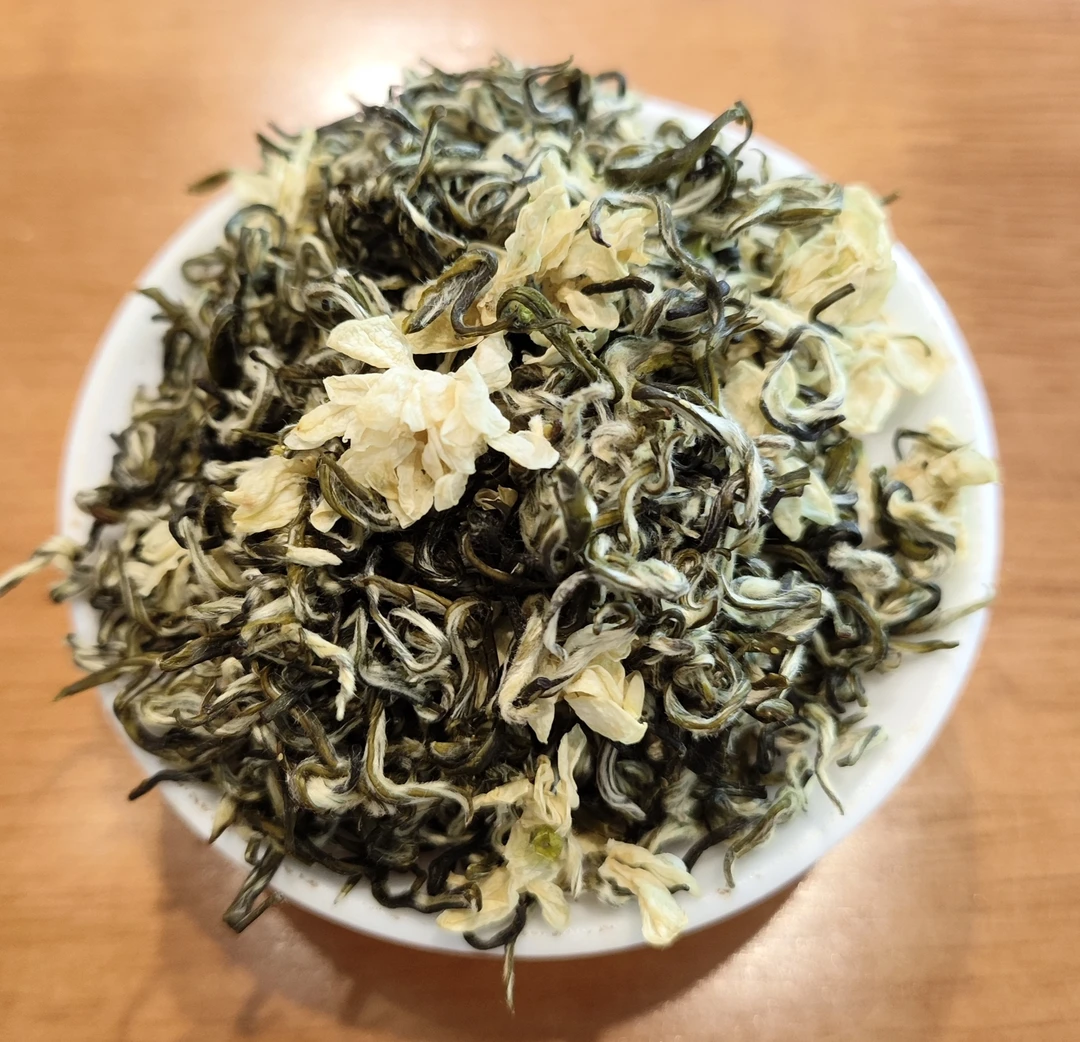 【碧春飘雪】250克茉莉花香浓郁 / 甘甜 /