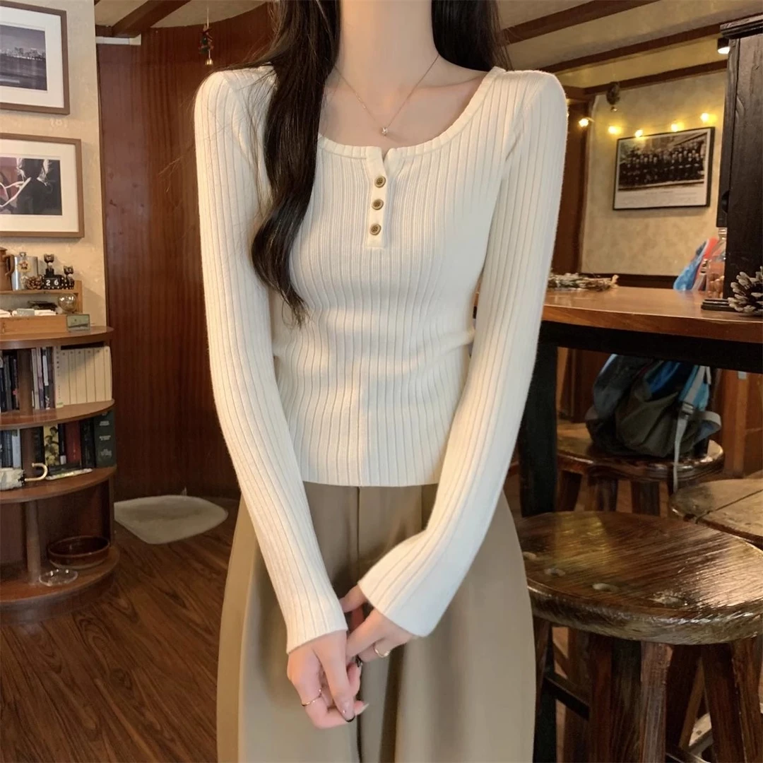 秋冬2024韩版方领气质纽扣内搭设计感安迪绒针织打底衫毛衣