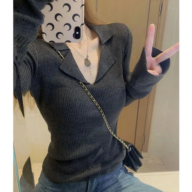 POLO翻领针织打底衫女内搭春季韩版设计感V领长袖打底毛衣上衣女