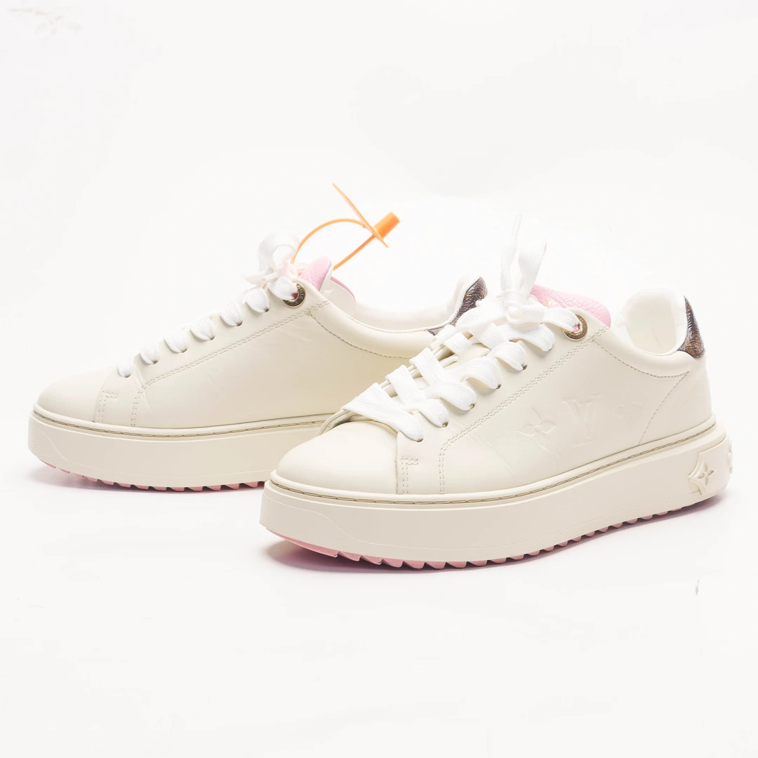 95新 LouisVuitton/路易威登 /35点5码/米色挂件松糕鞋/97新