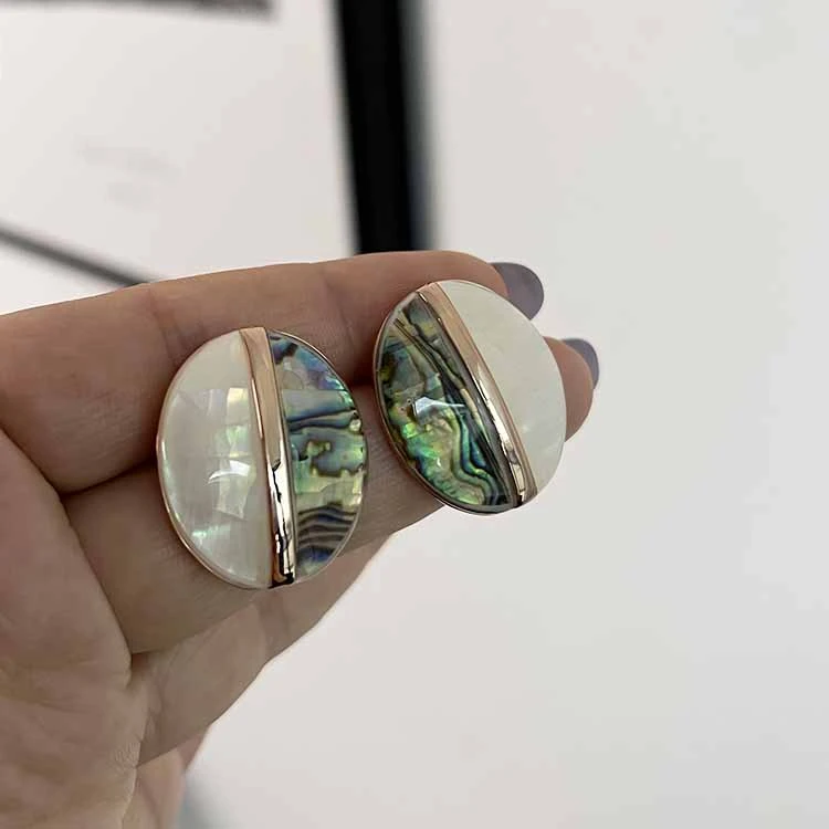 铜合金耳饰 白贝彩色贝壳气质时尚 轻奢欧美港风个性优雅耳钉0196