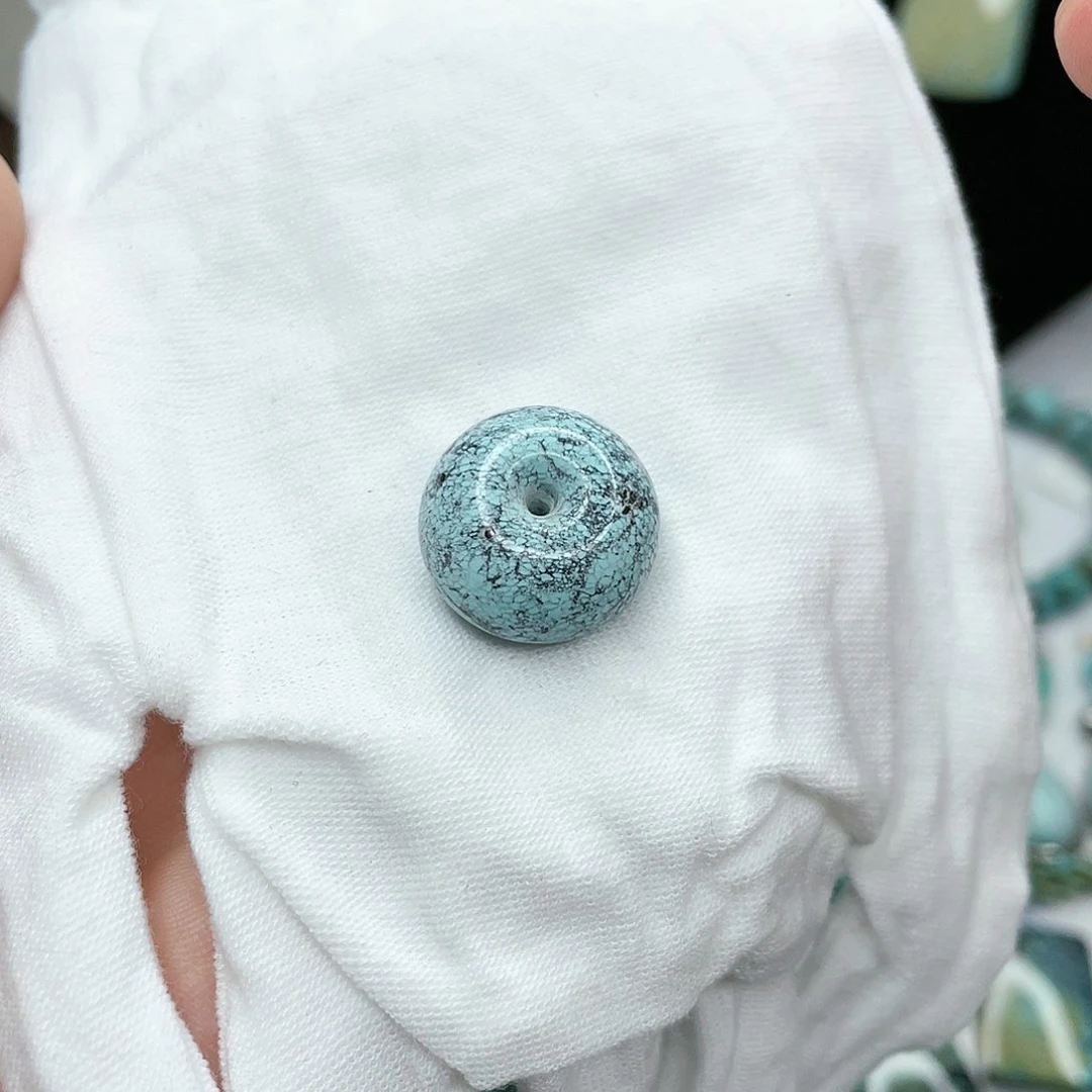 绿松石绿松石未镶嵌