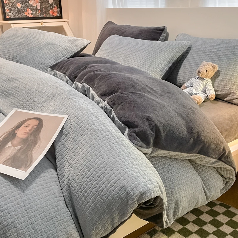 2024新款加绒高克重牛奶绒纯色双拼床单被套床上四件套加厚双面绒