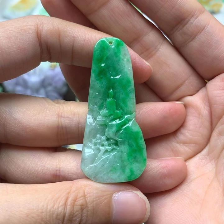 翡翠颈饰未镶嵌性***子翡翠