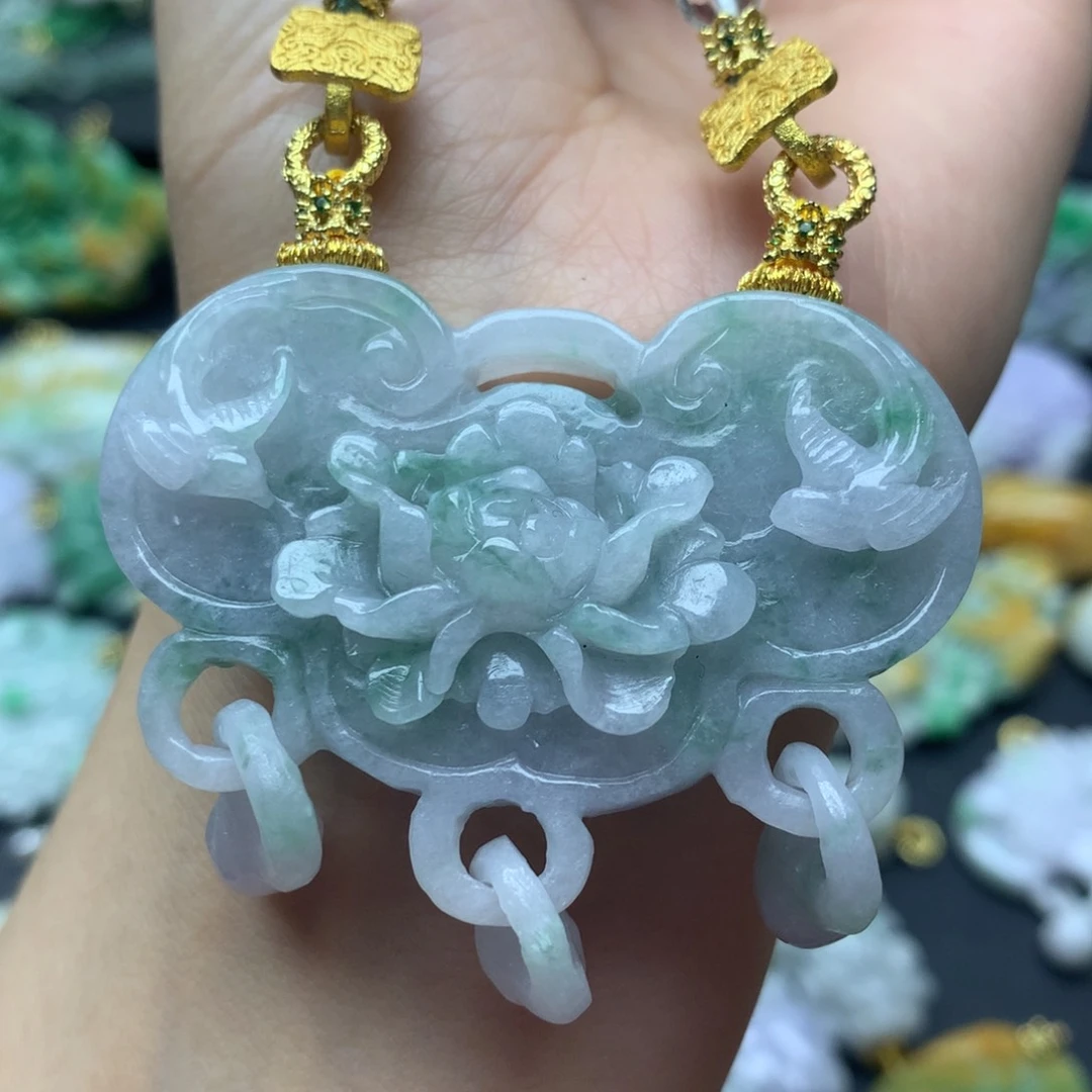 翡翠颈饰未镶嵌๑****°翡翠