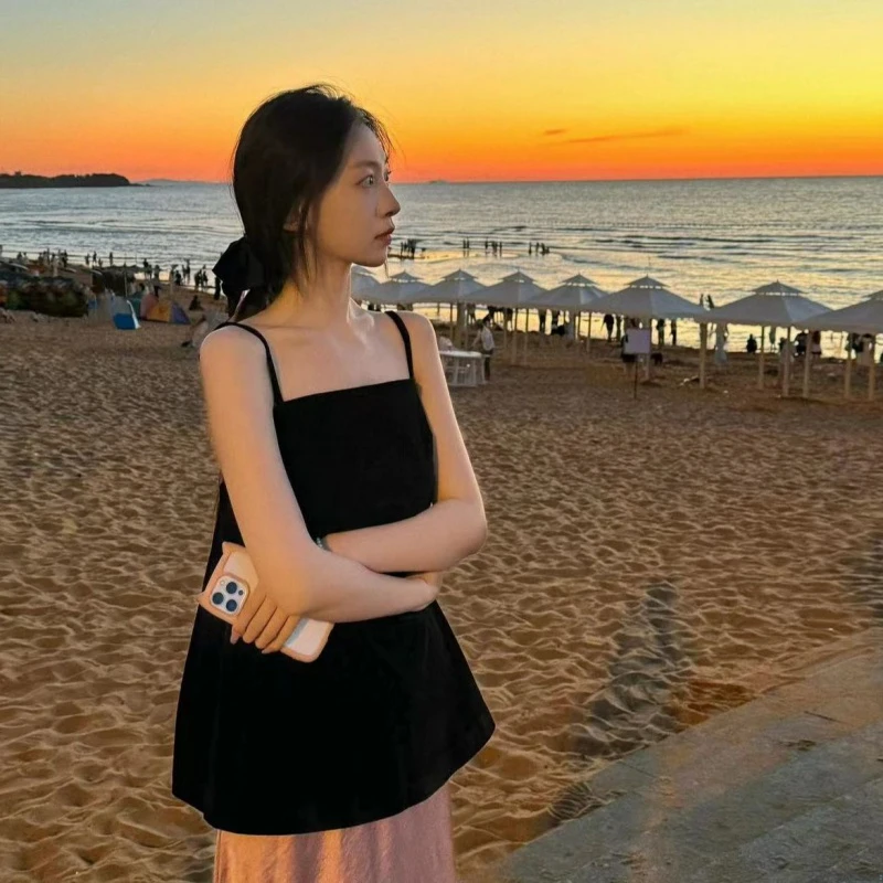 宽松型甜美吊带小众性感外穿修身百搭通勤显瘦气质辣妹夏季