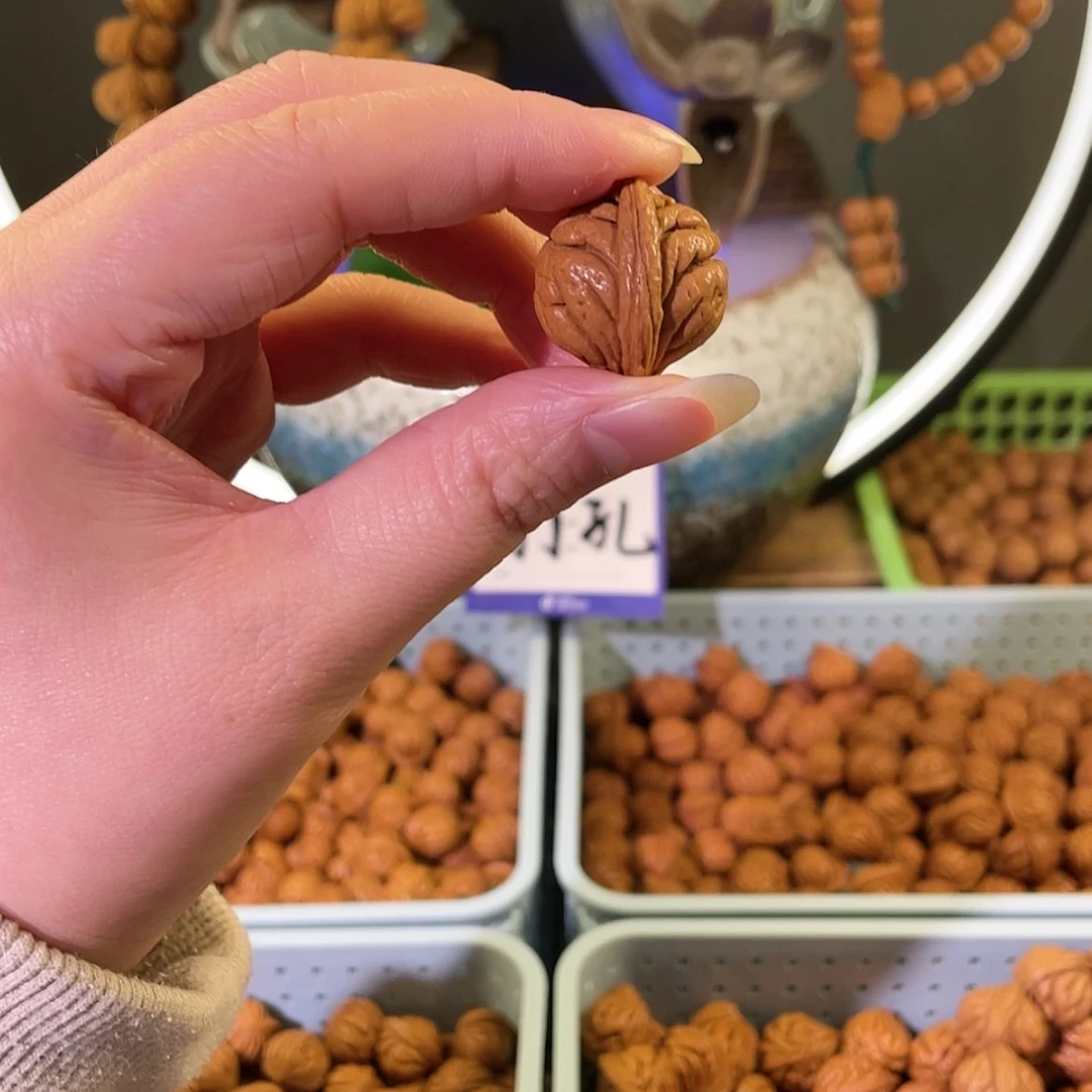 【闪购商品】桃核吊坠23霸王龙16颗
