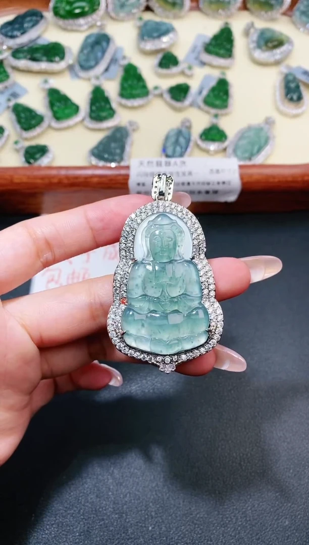 【闪购商品】翡翠颈饰未镶嵌清货默认微瑕