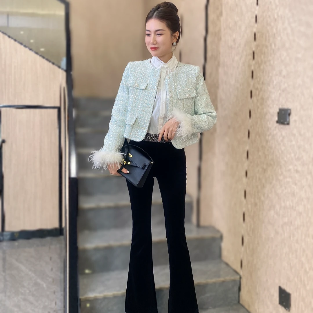 小个子洋气修身羽绒小香风外套女冬季百搭设计感流行重工百搭上衣