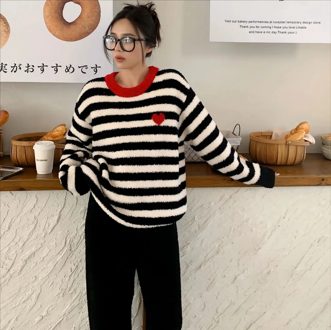 Xnisi半边绒女保暖休闲条纹小爱心圆领珊瑚绒家居服套装睡衣长袖