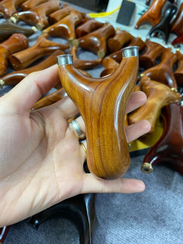 （快压中胖）非洲沙漠铁外宽70，撑头15，弓高11左右，花纹随机