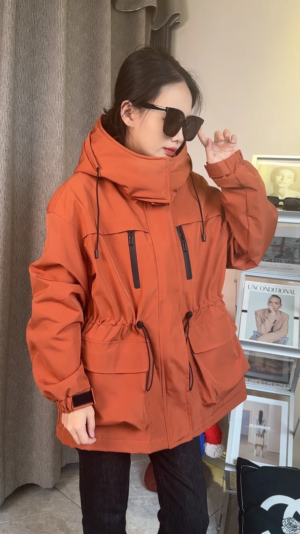 秋冬新款韩版三防户外宽松冲锋衣夹棉里衬连帽休闲时尚