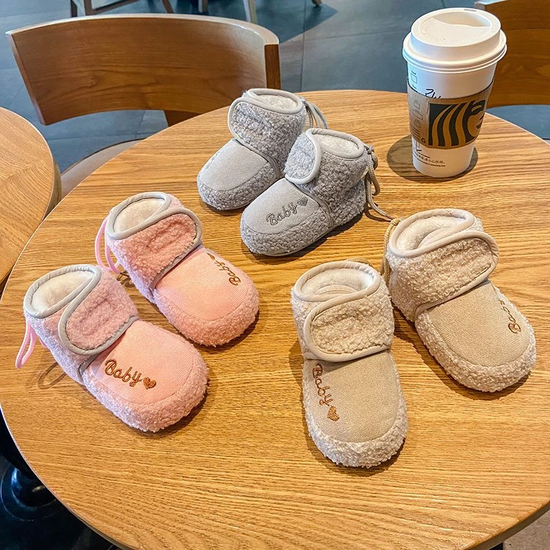 秋冬季男女宝宝加厚软底棉鞋0-6-12个月婴幼儿步前鞋加绒保暖不掉