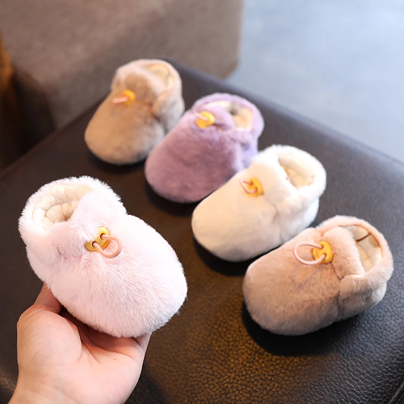 新生婴儿鞋子0-3-6月冬加绒加厚宝宝8防掉软底保暖棉鞋不掉毛毛鞋